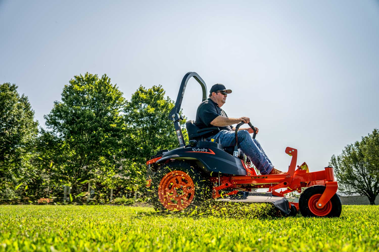 Z400 SERIES MOWERS - Hendrix Machinery